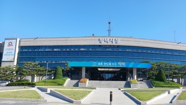 민대홍 청사건립팀장, 평택시청 첫 건축사 최종합격…"시 건축 수준 한층 높이는 데 보탬이 되고 싶어"