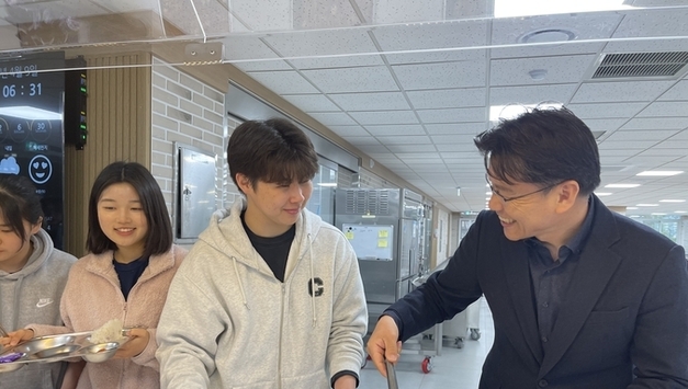 평택교육청, 급식실 현대화사업 완료 세종중 찾아 '위생안전 특별점검'